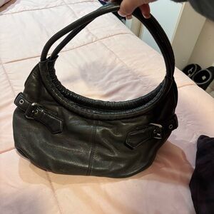 Vintage Kenneth Cole bag (the magnetic one doesn't work for closing)